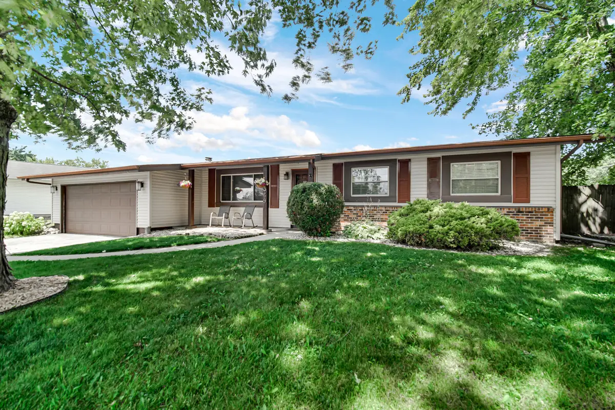 369 Riviera Circle, Valparaiso, IN 46385 - #1