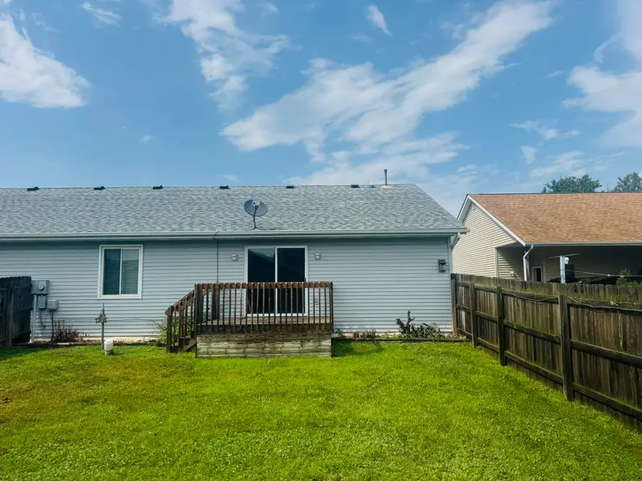 110 Lyn Dee Court, New Carlisle, IN 46552 - #2