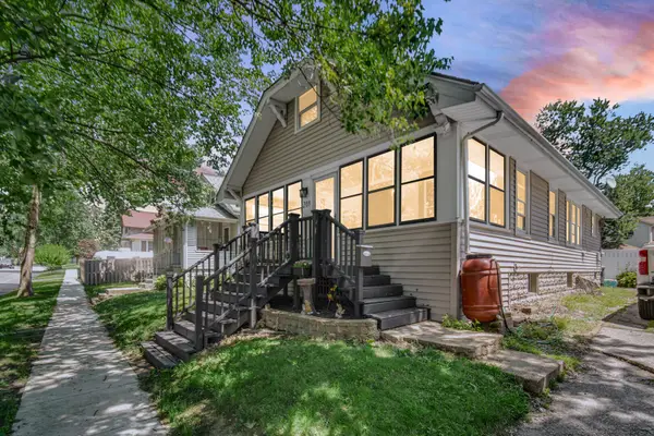 208 Weston Street, Valparaiso, IN 46385