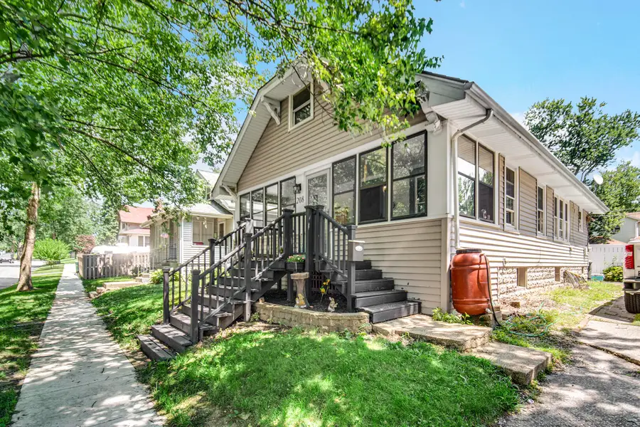 208 Weston Street, Valparaiso, IN 46385 - #3