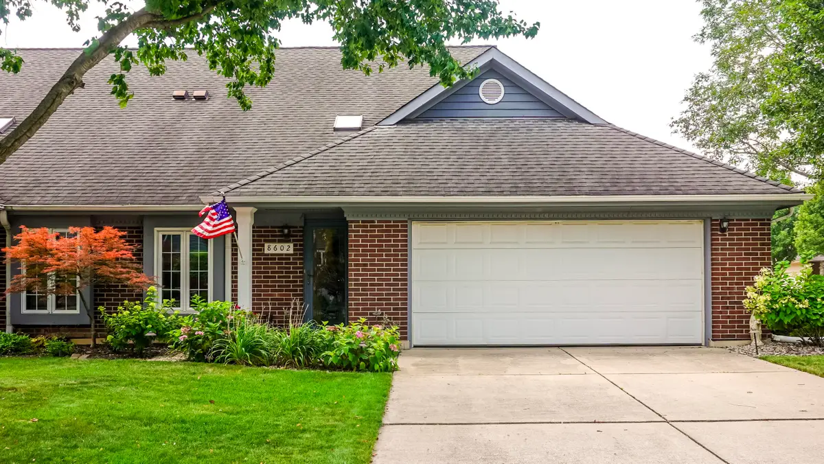 8602 Farmington Street, Saint John, IN 46373 - #1