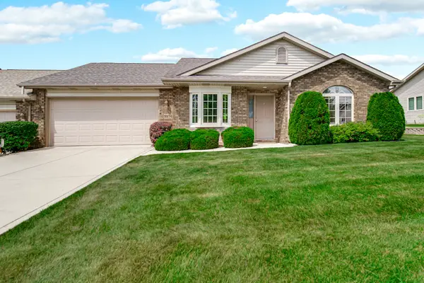 9874 Hart Street, St. John, IN 46373