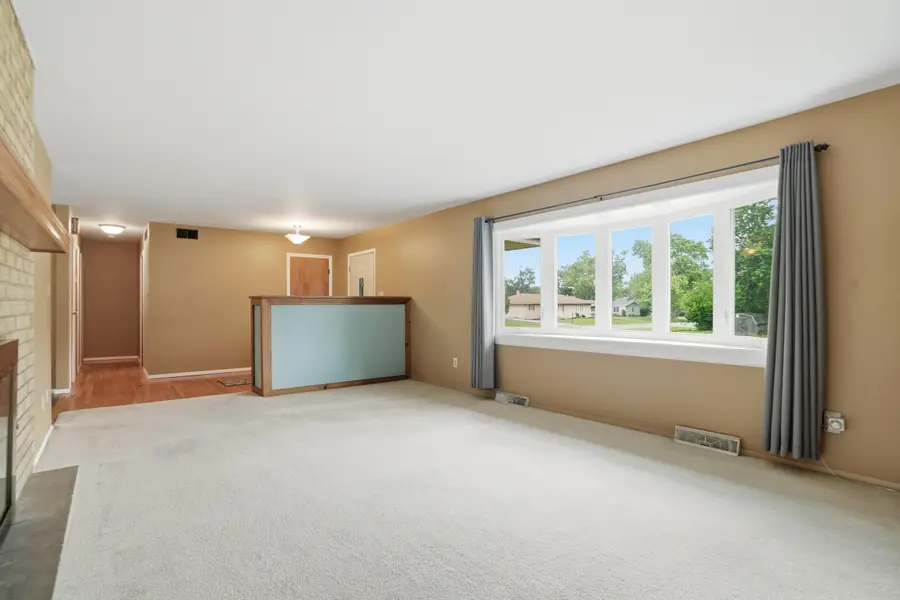 7605 W 86th Avenue, Crown Point, IN 46307 - #3