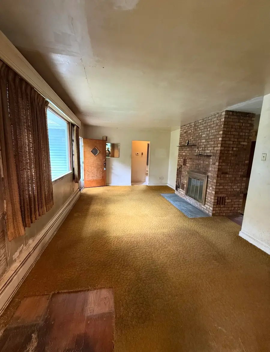 249 Shoreland Drive, Michigan City, IN 46360 - #2