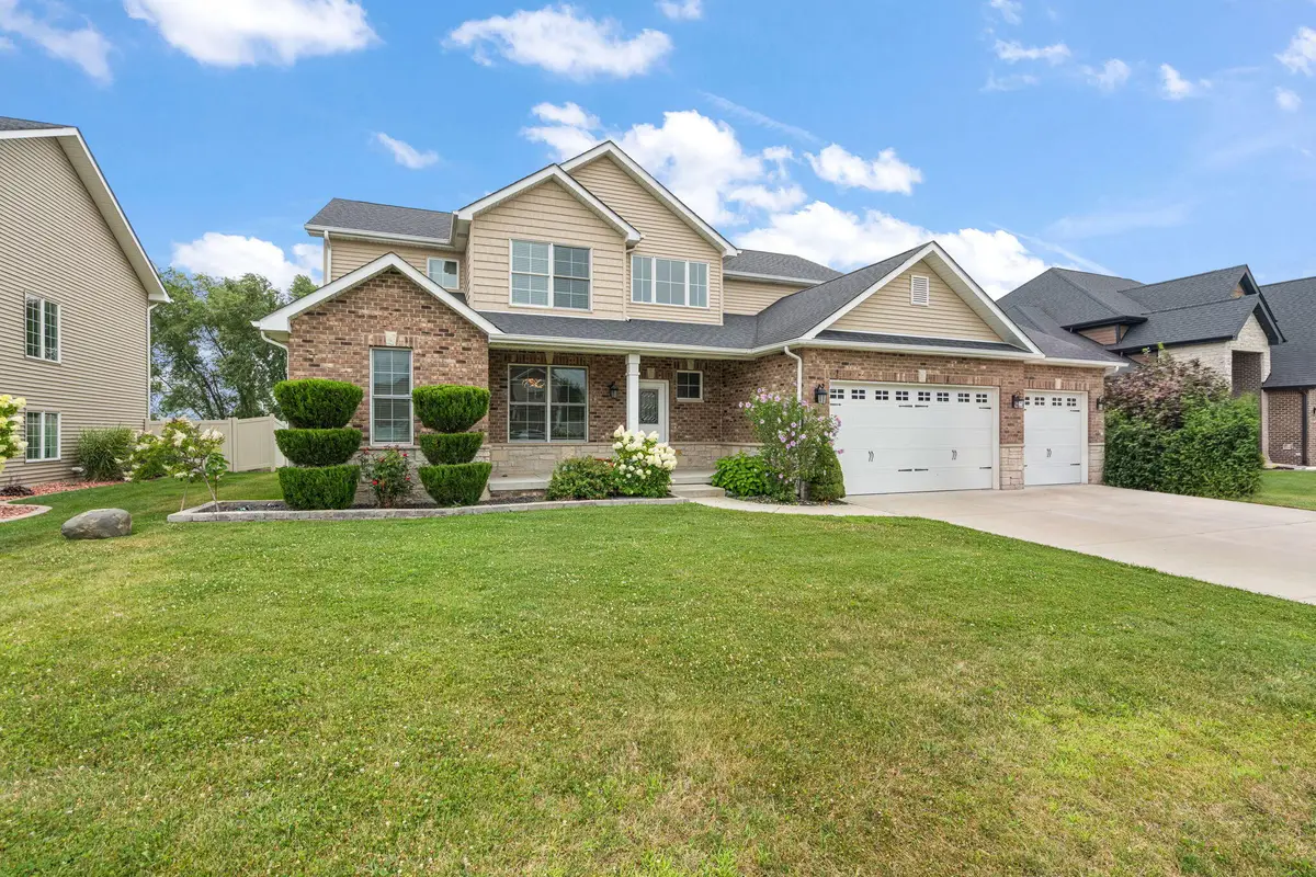 9827 Garden Way, Saint John, IN 46373 - #1