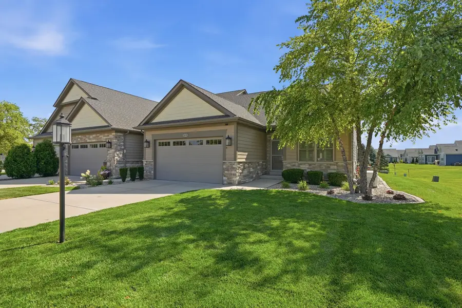 10791 Scarlett Oak Drive, Saint John, IN 46373 - #2