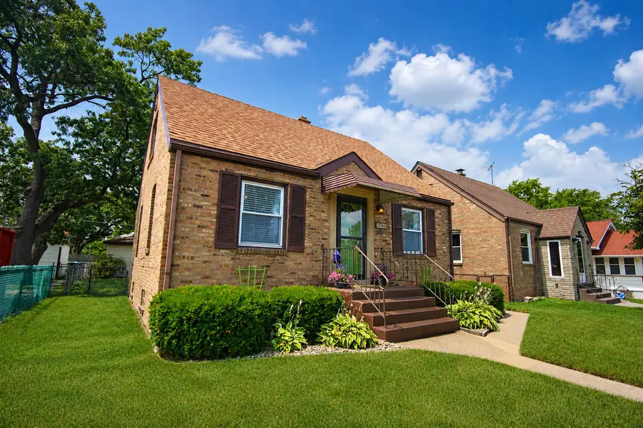6820 Schneider Avenue, Hammond, IN 46323 - #2