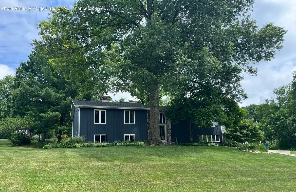 685 Slalom Lane, Valparaiso, IN 46383 - #1