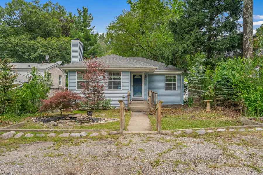 8602 Maple Avenue, Gary, IN 46403 - #3