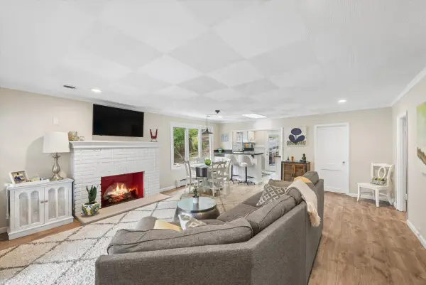 1808 Ridgemoor Drive, Long Beach, IN 46360