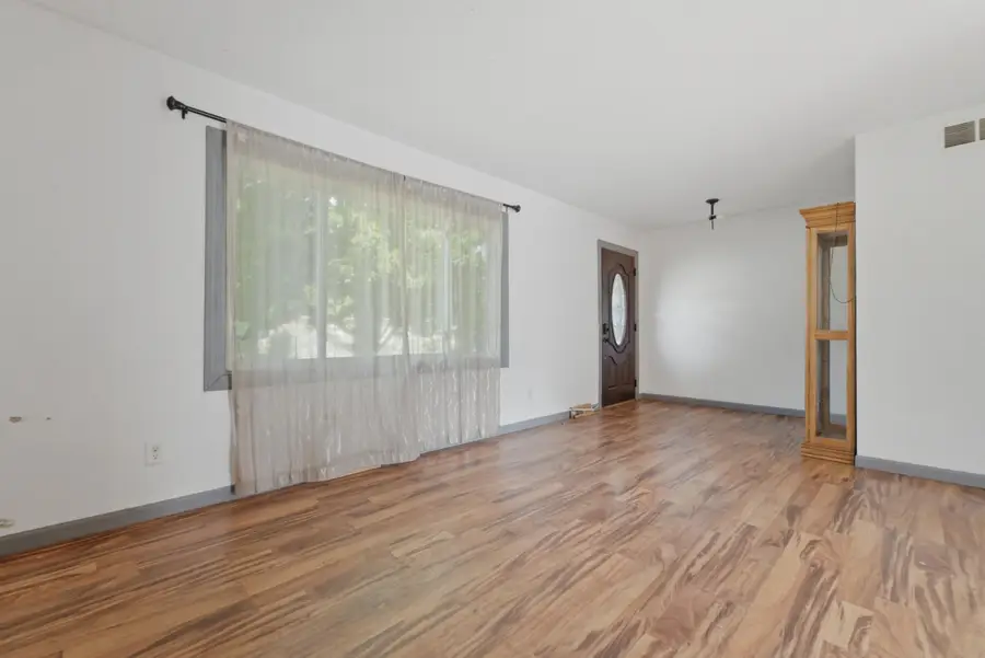 609 Black Oak Drive, Trail Creek, IN 46360 - #2