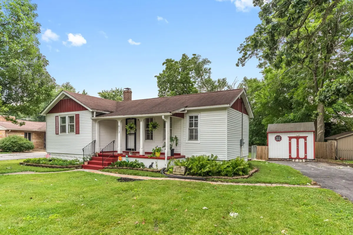 613 W Joliet Street, Crown Point, IN 46307 - #1