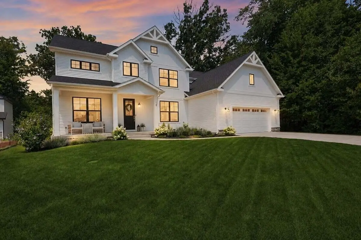 18 Blue Grass Way, Chesterton, IN 46304 - #1