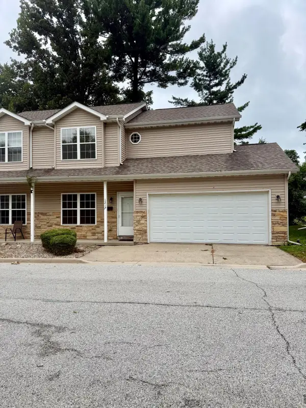 1217 Baron Court, Valparaiso, IN 46383