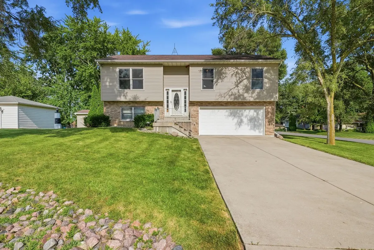 3909 Brookside Drive, Crown Point, IN 46307 - #1