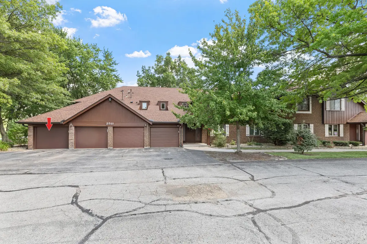 2511 E Lakeshore Drive #A1, Crown Point, IN 46307 - #1