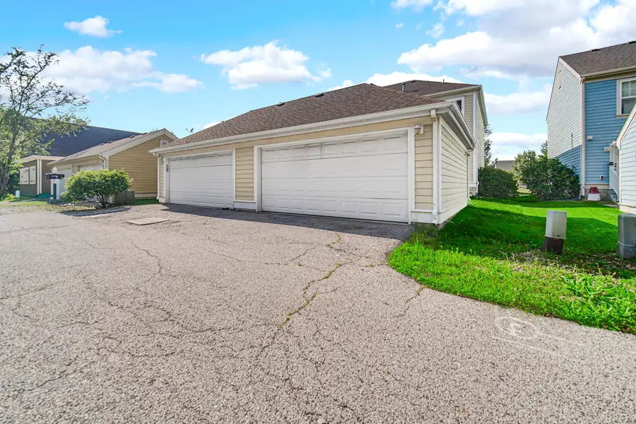 318 Village Square, Burns Harbor, IN 46304 - #3