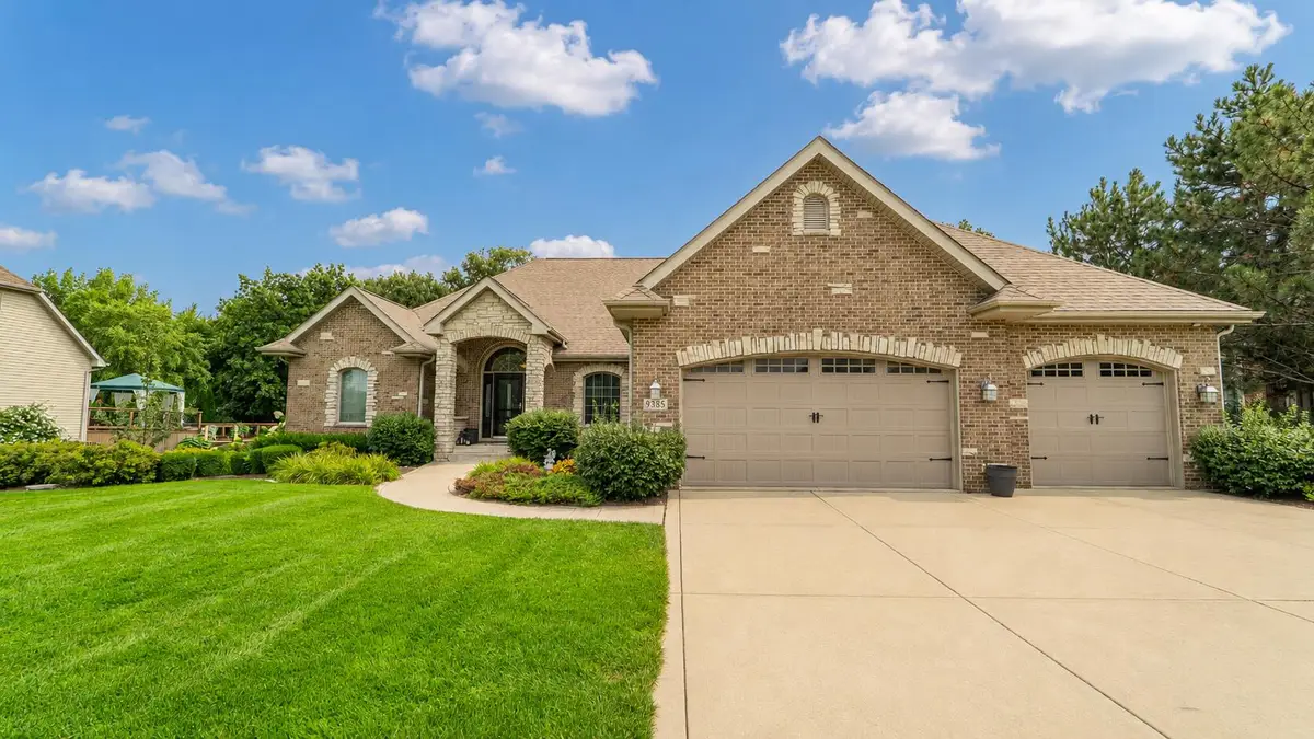 9385 Julia Drive, Saint John, IN 46373 - #1