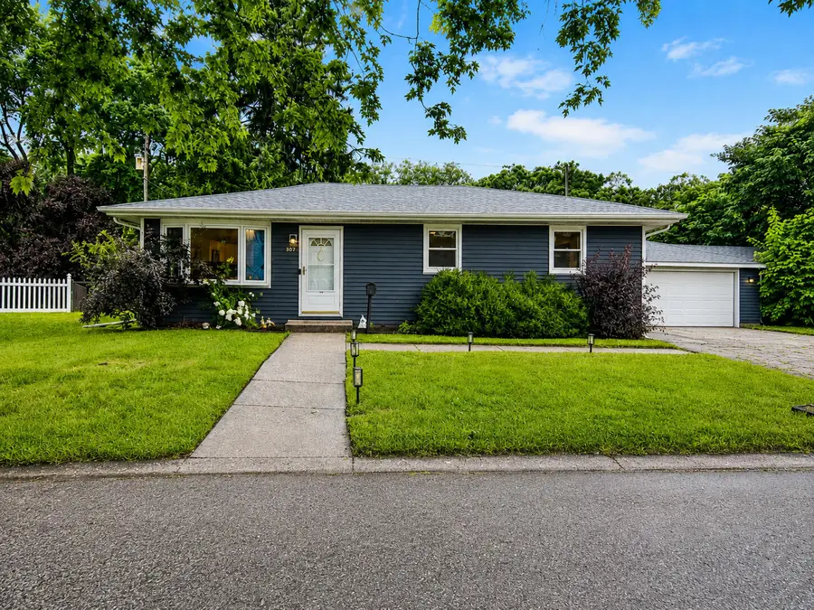 807 Henry Court, Hobart, IN 46342 - #3