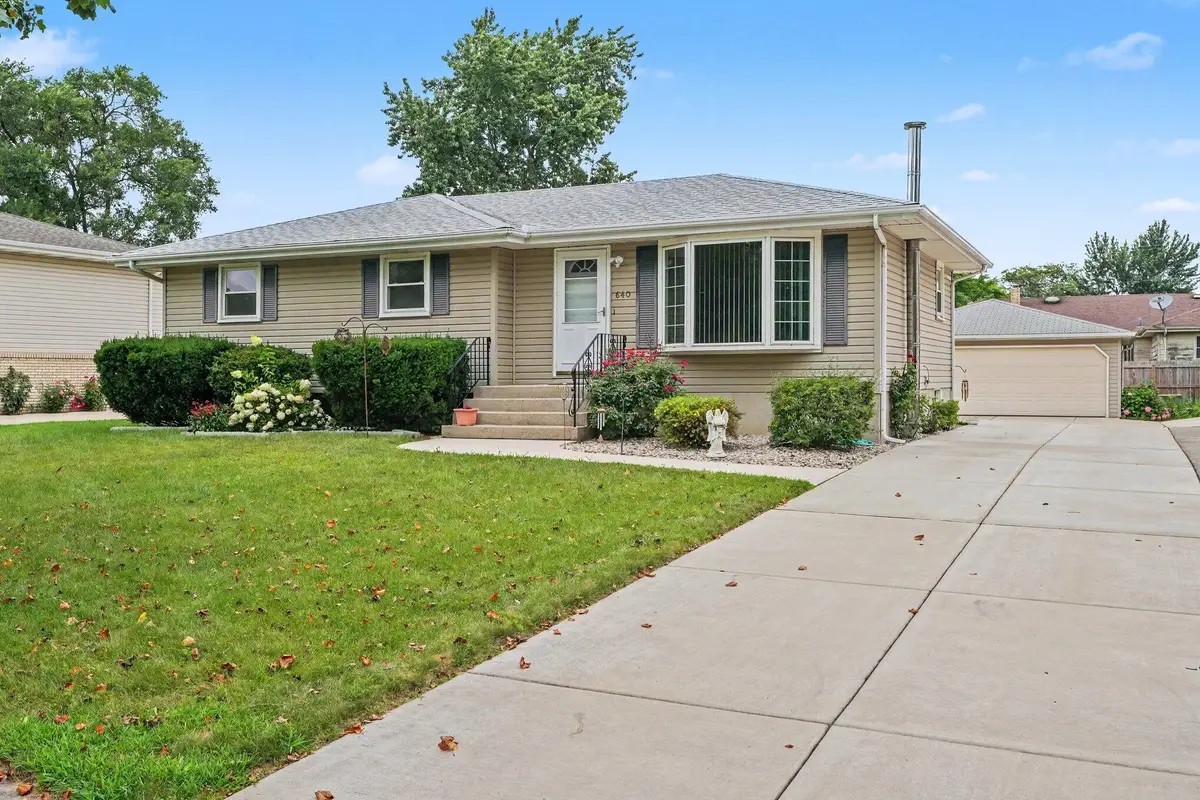 640 Julie Drive, Schererville, IN 46375 - #1