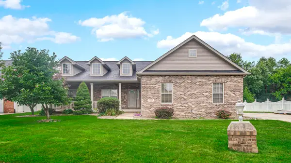 2257 Blarney Stone Drive, Valparaiso, IN 46385
