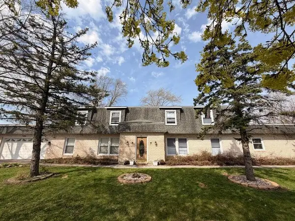 7932-7934 Whitcomb Street, Merrillville, IN 46410