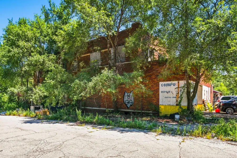 400 E 41st Avenue, Gary, IN 46409 - #3