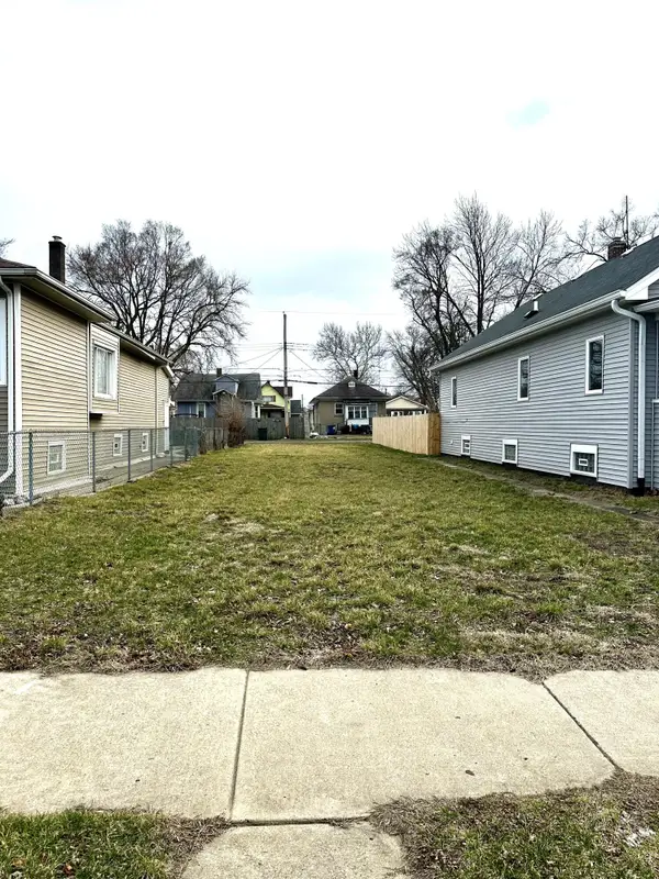 830 Becker Street, Hammond, IN 46320