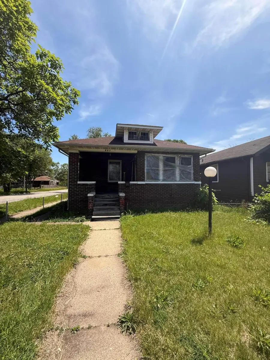 801 Tennessee Street, Gary, IN 46402 - #2