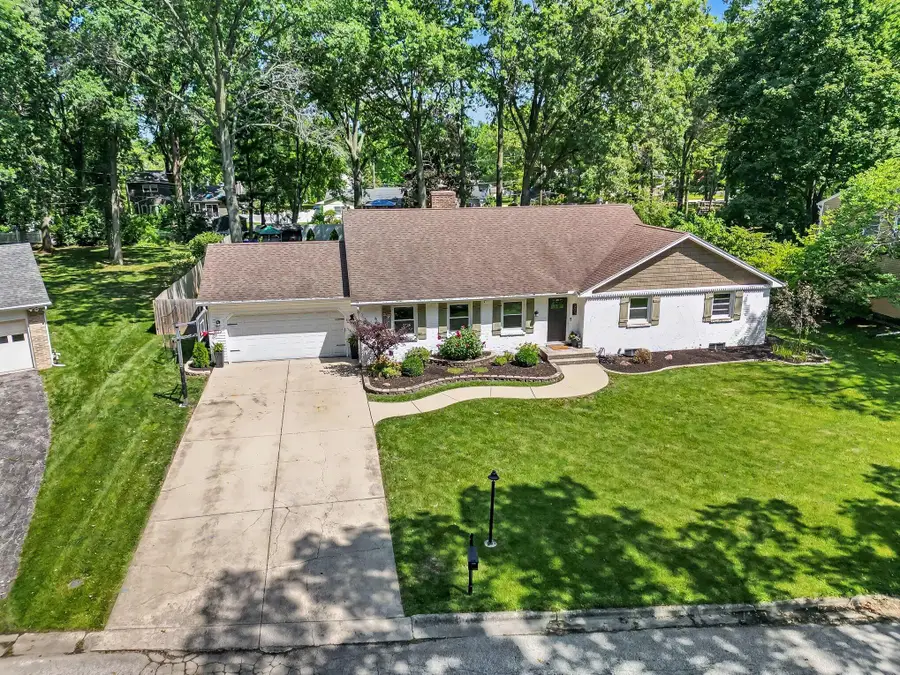 203 Oxbow Court, Valparaiso, IN 46383 - #2