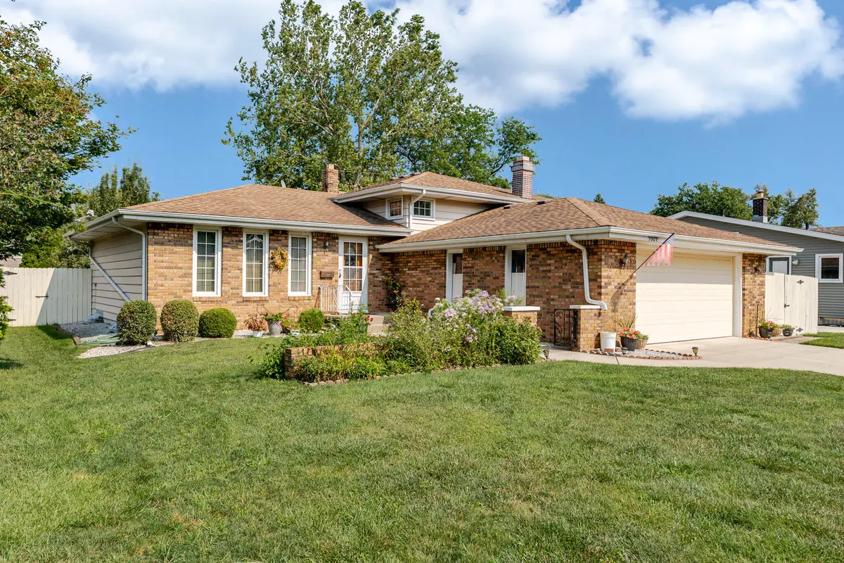 9609 Northcote Avenue, Munster, IN 46321 - #1