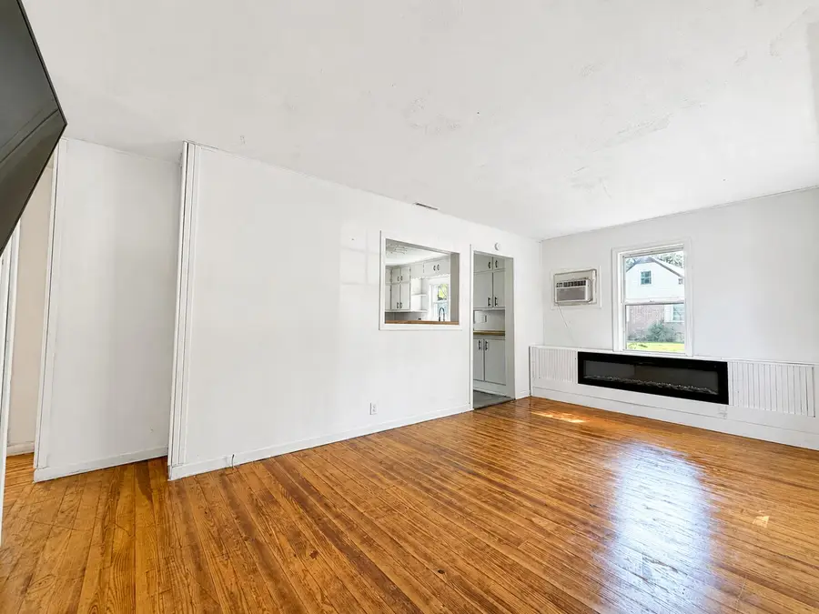 402 W College Avenue, Morocco, IN 47963 - #3