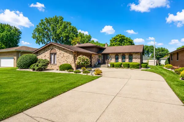 8144 Tapper Avenue, Munster, IN 46321
