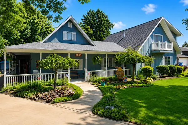 5898 Carol Court, DeMotte, IN 46310