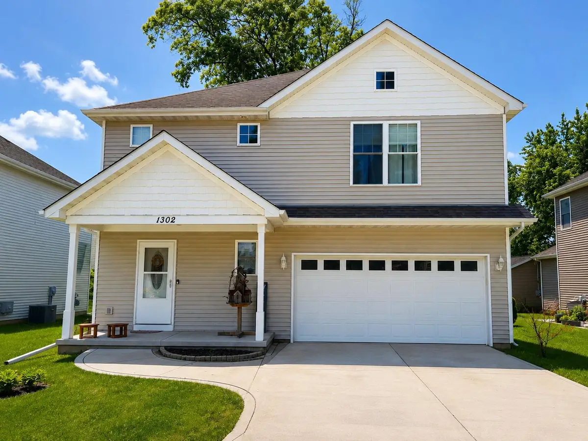 1302 Bobolink Road, Valparaiso, IN 46383 - #1