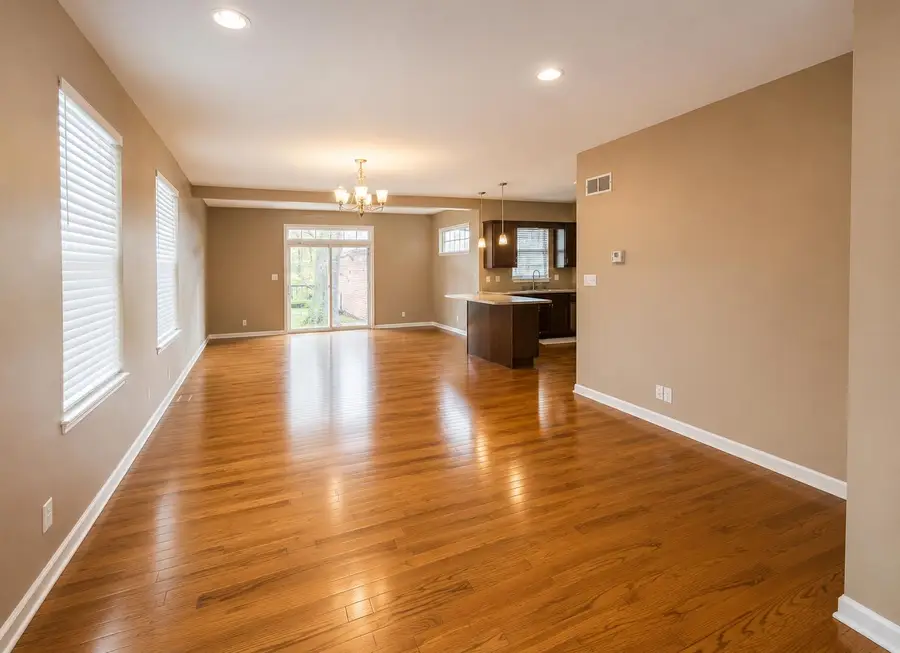 1302 Bobolink Road, Valparaiso, IN 46383 - #2