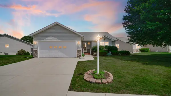 101 Whispering Boulevard, La Porte, IN 46350