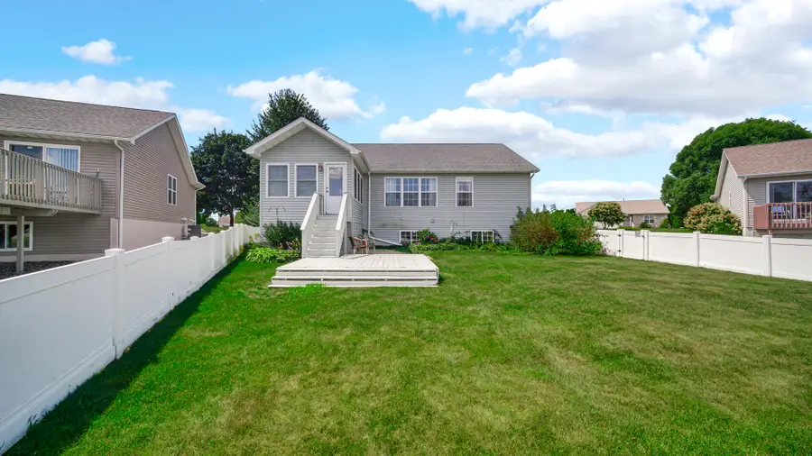 101 Whispering Boulevard, La Porte, IN 46350 - #3