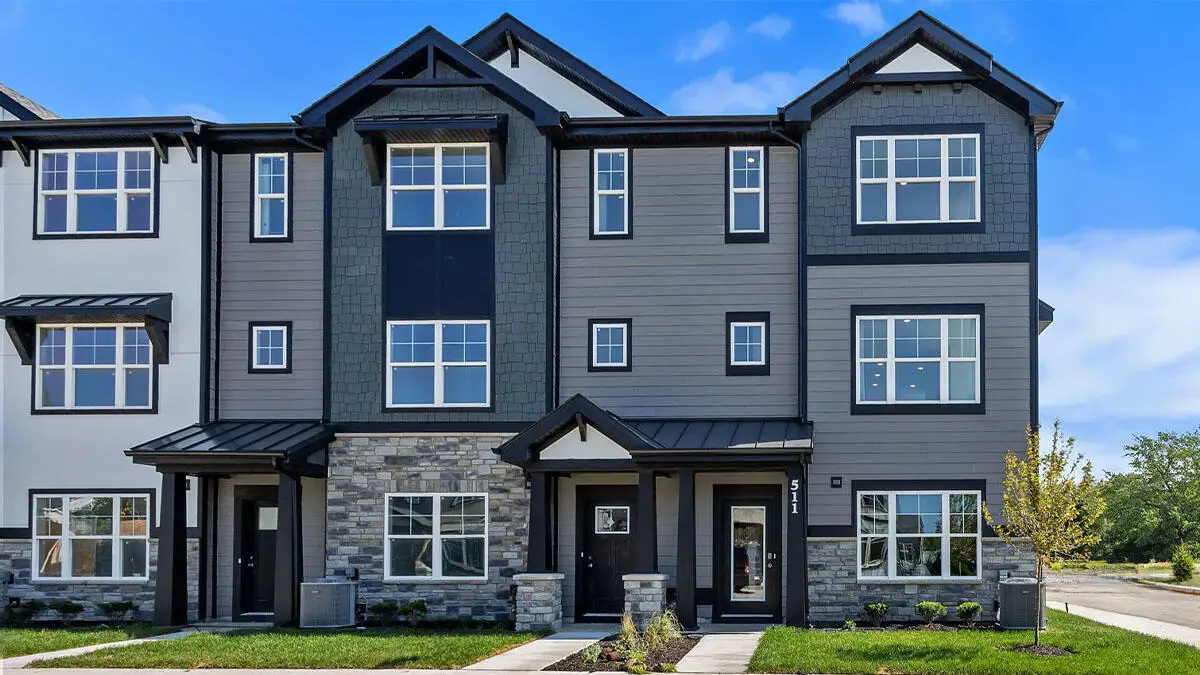 513 E 120th Place, Crown Point, IN 46307 - #1