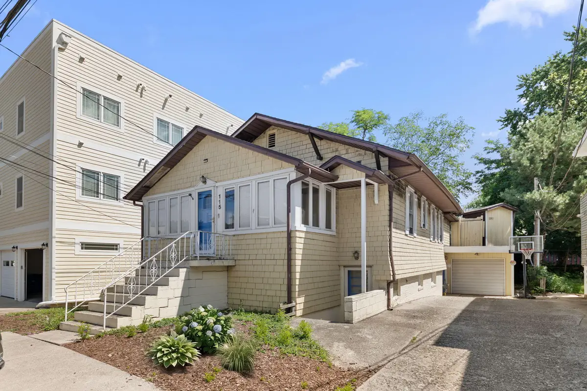 115 N Lake Avenue, Michigan City, IN 46360 - #1