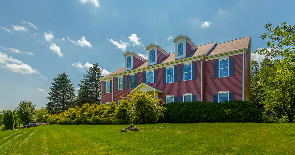174 N 600 W, Valparaiso, IN 46385 - #1