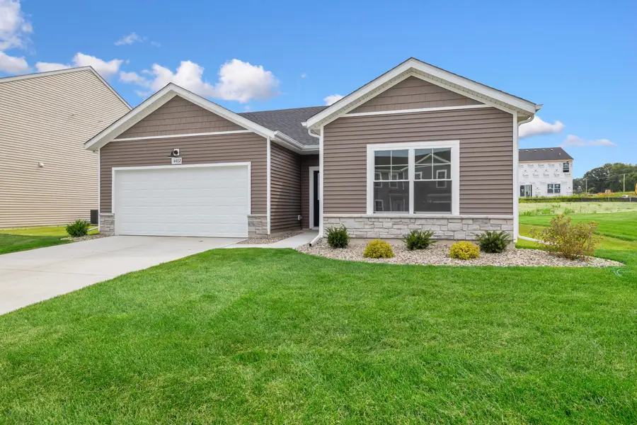 4402 Goldfinch Avenue, Valparaiso, IN 46385 - #2