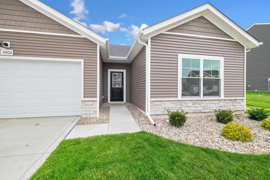 4402 Goldfinch Avenue, Valparaiso, IN 46385 - #3
