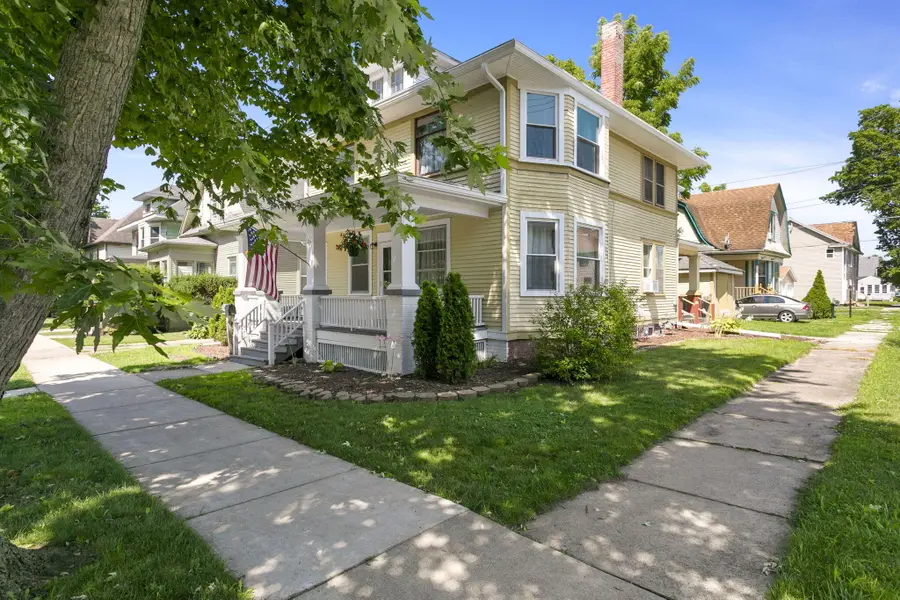 201 Maple Avenue, La Porte, IN 46350 - #3