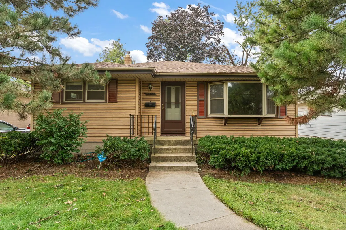 6826 Kentucky Avenue, Hammond, IN 46323 - #1