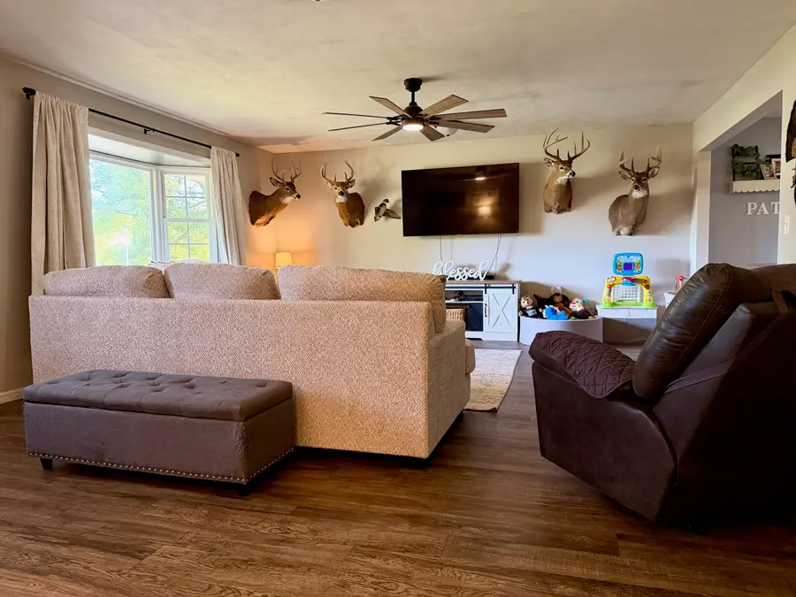 8135 W 700 N, Winamac, IN 46996 - #3