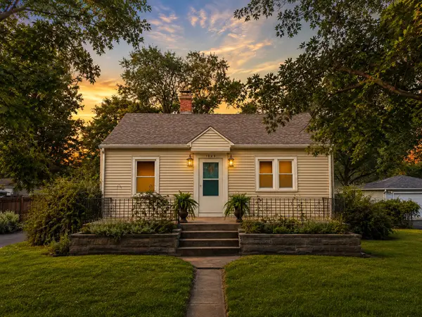 1302 Sycamore Street, Crown Point, IN 46307