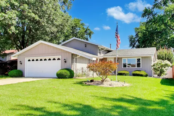 8787 Mathews Lane, Crown Point, IN 46307