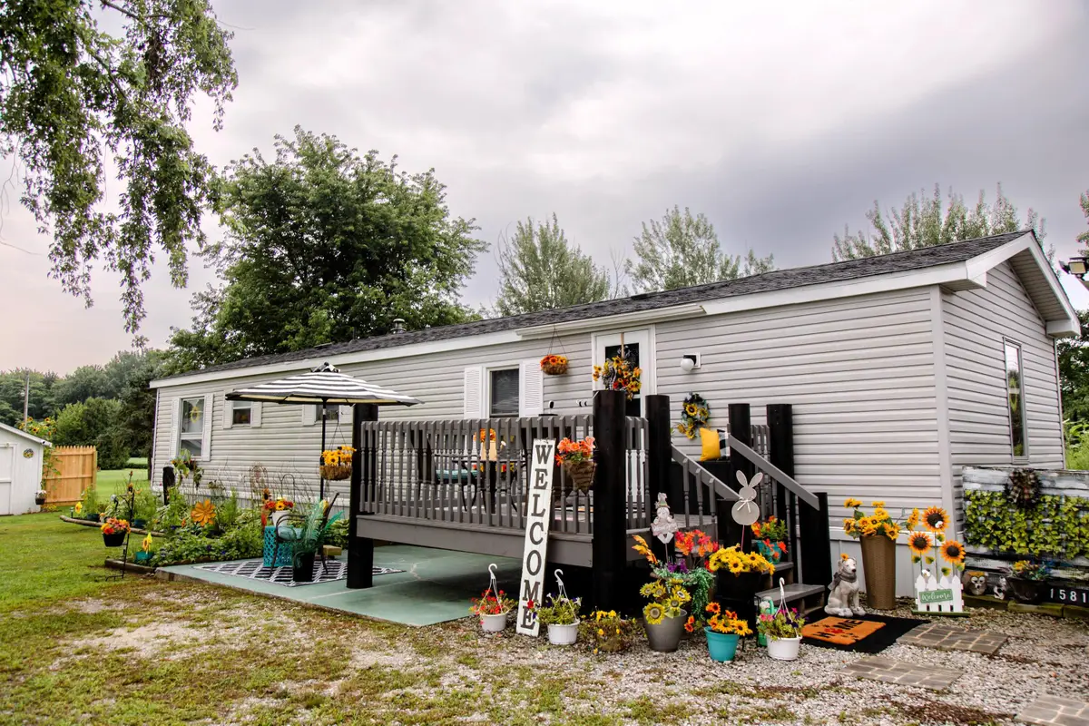 15811 W 200 N, Medaryville, IN 47957 - #1