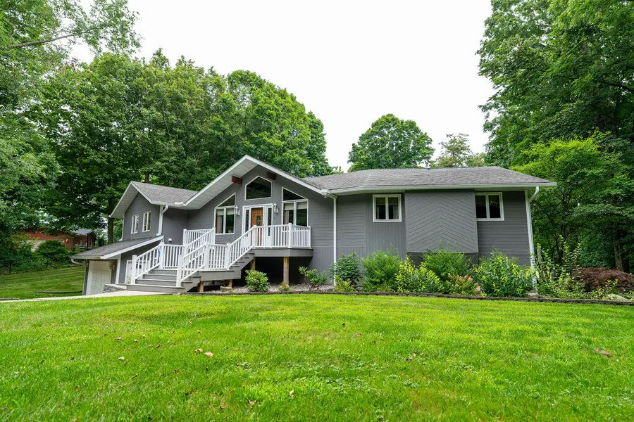 471 E 830 N, Valparaiso, IN 46383 - #3